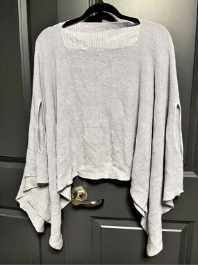 lululemon Forward Flow Poncho Draped Sleeve Sweater light Grey Cashmere Blend On